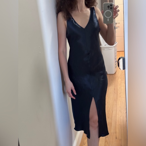 Aritzia Dresses & Skirts - ARITZIA BABATON Navy Navy Dress In XS